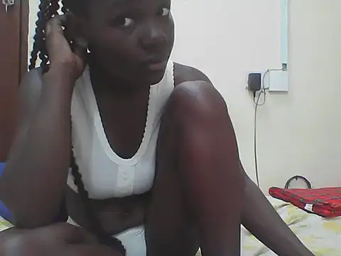 Snapshot of Ebony_Sweetcandy chatting on October 18, 12:12 am Ebony Sweetcandy online show from October 18, 12:12 am