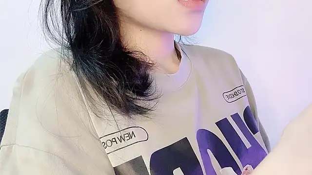 Snapshot of Baenee chatting on May 31, 12:11 pm Baenee online show from May 31, 12:11 pm
