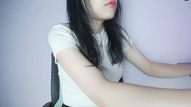 Snapshot of Baenee chatting on February 19, 2:11 pm Baenee online show from February 19, 2:11 pm