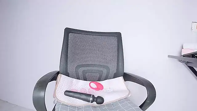 Snapshot of Baenee chatting on January 11, 1:32 pm Baenee online show from January 11, 1:32 pm