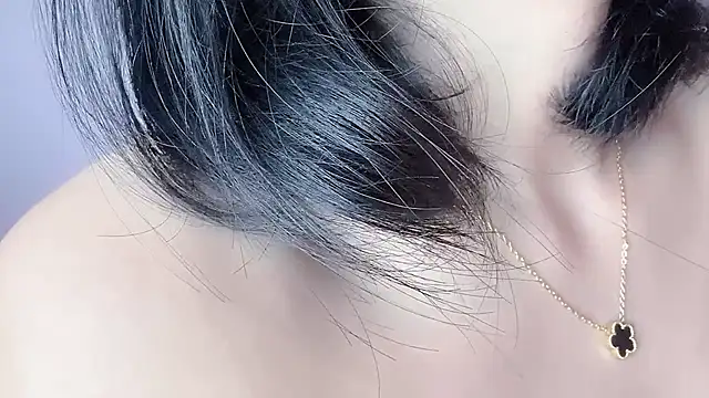 Baenee online show from December 22, 4:07 pm