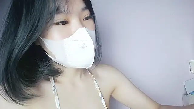 Snapshot of Baenee chatting on October 2, 5:49 pm Baenee online show from October 2, 5:49 pm