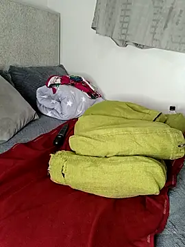 Babez show online show from December 18, 6:12 pm