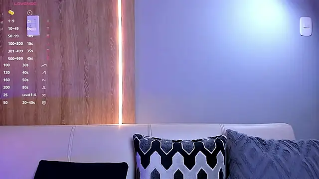 SymonPrince online show from October 26, 11:16 pm