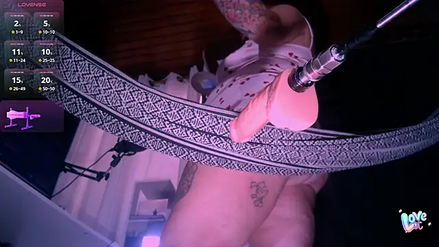 waterfalls girl online show from July 19, 10:06 pm