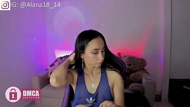 Snapshot of Alana_Pherson chatting on November 22, 3:27 am Alana Pherson online show from November 22, 3:27 am