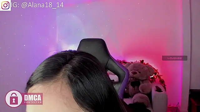 Snapshot of Alana_Pherson chatting on November 9, 2:37 am Alana Pherson online show from November 9, 2:37 am