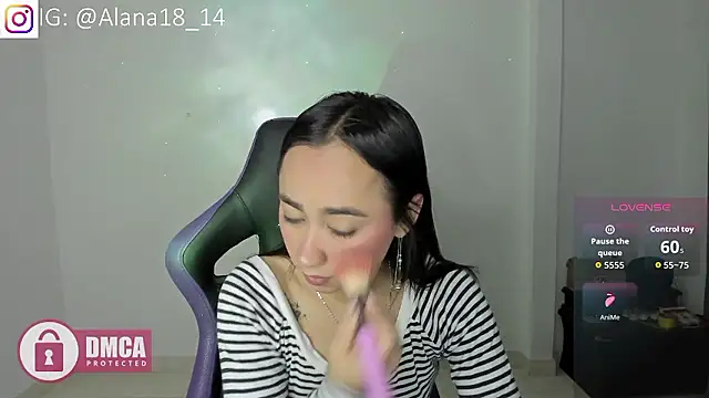 Snapshot of Alana_Pherson chatting on January 9, 1:34 am Alana Pherson online show from January 9, 1:34 am