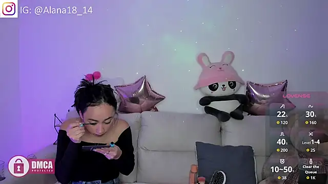 Snapshot of Alana_Pherson chatting on September 29, 12:17 am Alana Pherson online show from September 29, 12:17 am