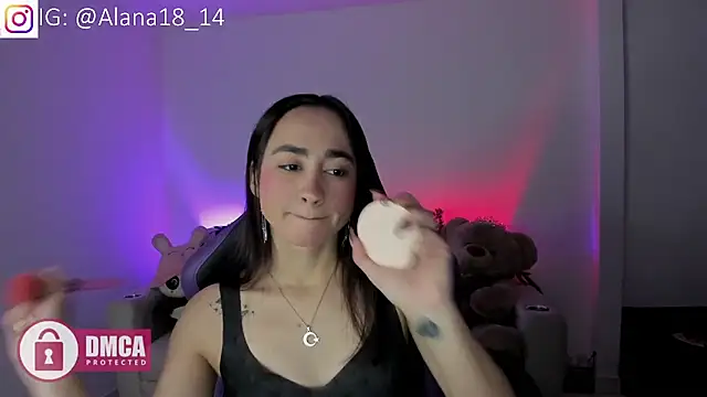 Snapshot of Alana_Pherson chatting on November 23, 10:42 pm Alana Pherson online show from November 23, 10:42 pm