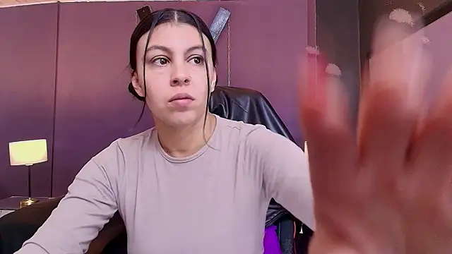 Snapshot of Juliet_Nasty chatting on March 13, 12:02 pm Juliet Nasty online show from March 13, 12:02 pm