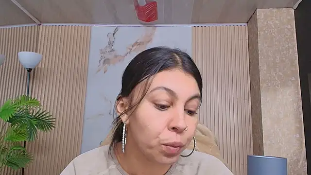 Juliet Nasty online show from November 17, 12:20 pm