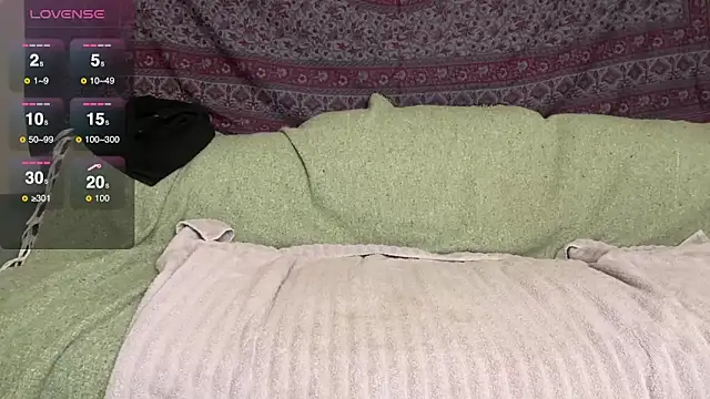 GlitterKitty108 online show from February 25, 12:33 am