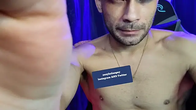 Snapshot of sexyboycolombi4 chatting on March 12, 7:04 pm sexyboycolombi4 online show from March 12, 7:04 pm