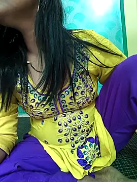 Snapshot of IslamicPimento chatting on March 10, 4:28 am IslamicPimento online show from March 10, 4:28 am