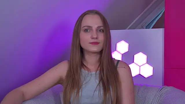 MelissaMelrey online show from May 11, 5:32 pm