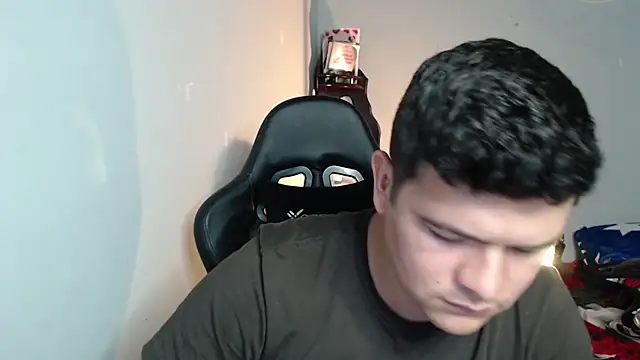 Plug Control online show from February 16, 8:51 pm