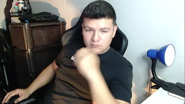 Plug Control online show from January 14, 12:14 am