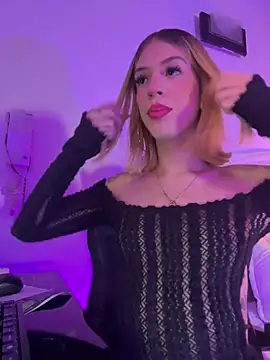 Courtney gonet online show from March 17, 4:51 am