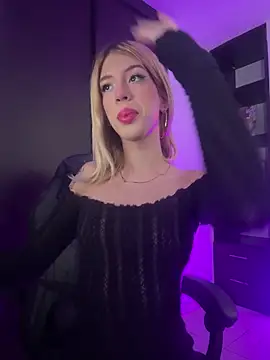 Courtney gonet online show from November 3, 12:42 pm