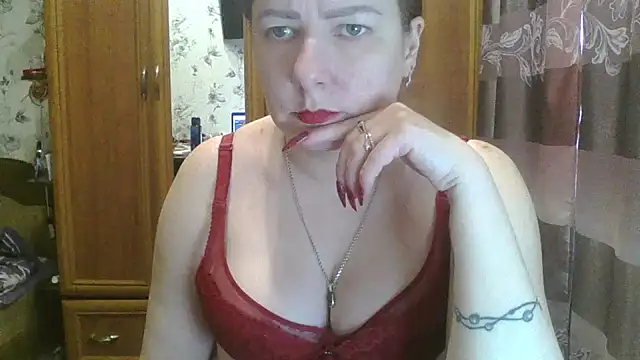 SophieNightAh online show from February 6, 11:20 am