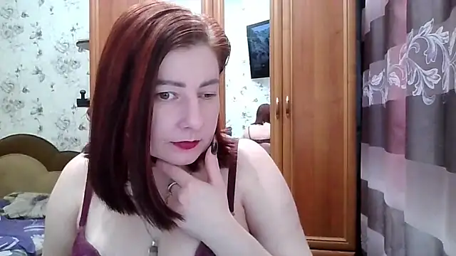 Snapshot of SophieNightAh chatting on February 21, 2:08 pm SophieNightAh online show from February 21, 2:08 pm