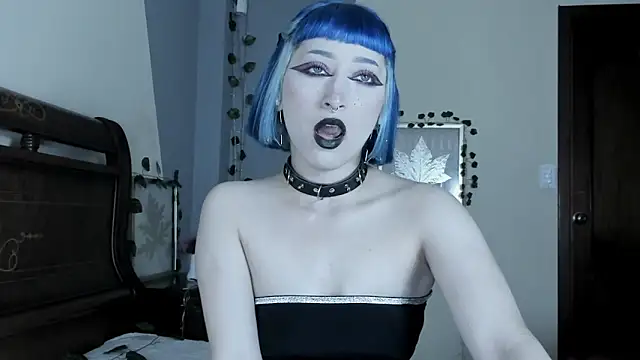 BlueBerry     online show from September 17, 8:33 pm
