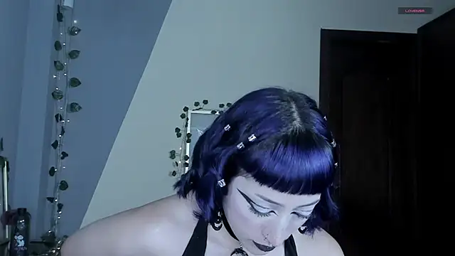 BlueBerry     online show from October 29, 11:47 pm