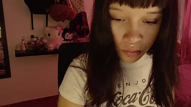 Snapshot of Marceline_0 chatting on December 13, 2:05 pm Marceline 0 online show from December 13, 2:05 pm