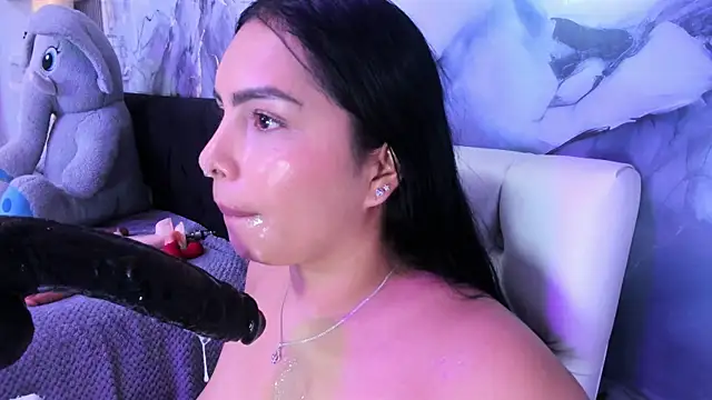 evelinn belen online show from July 12, 7:04 pm