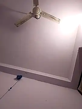 HangdogBeggary online show from February 12, 5:58 pm