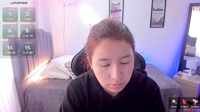 Snapshot of Amy_joones chatting on February 28, 1:36 pm Amy joones online show from February 28, 1:36 pm