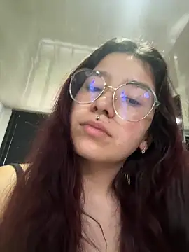 Snapshot of Amy_joones chatting on May 18, 4:12 pm Amy joones online show from May 18, 4:12 pm