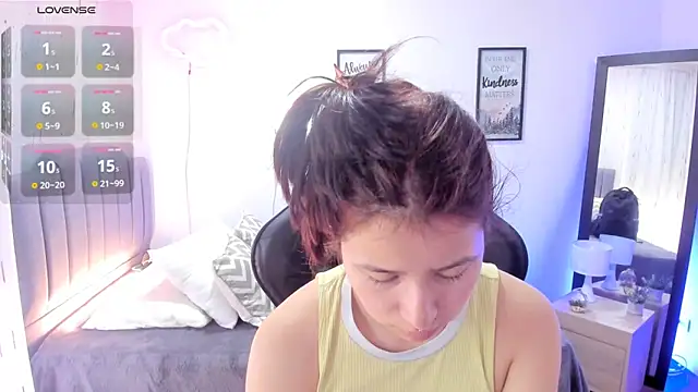 Snapshot of Amy_joones chatting on March 10, 1:43 pm Amy joones online show from March 10, 1:43 pm