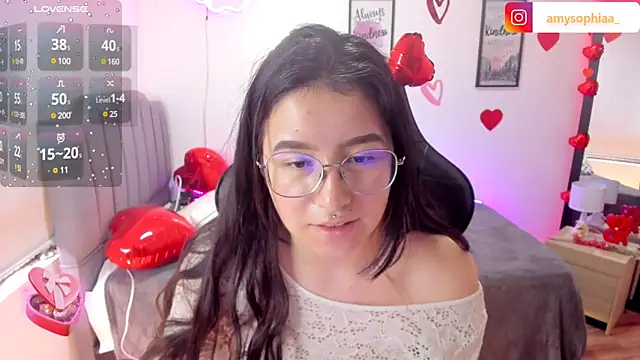 Snapshot of Amy_joones chatting on February 18, 4:25 pm Amy joones online show from February 18, 4:25 pm