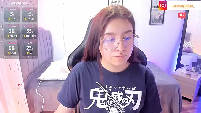 Snapshot of Amy_joones chatting on March 21, 2:18 pm Amy joones online show from March 21, 2:18 pm