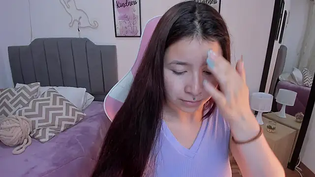 Amy joones online show from March 22, 11:12 am