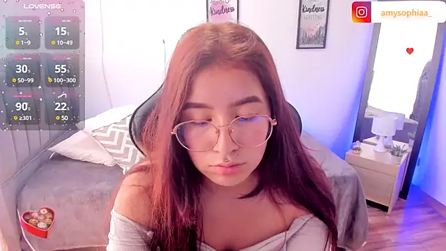 Snapshot of Amy_joones chatting on February 26, 4:49 pm Amy joones online show from February 26, 4:49 pm