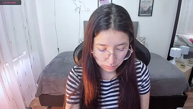 Snapshot of Amy_joones chatting on September 23, 12:01 pm Amy joones online show from September 23, 12:01 pm