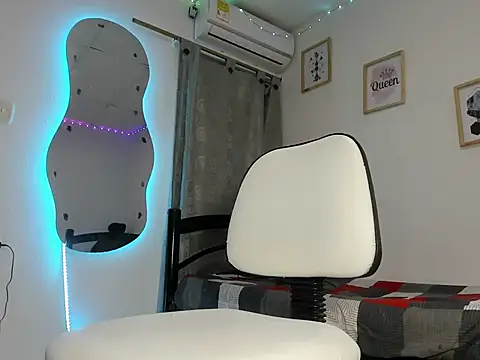 engelldior online show from December 5, 9:19 am