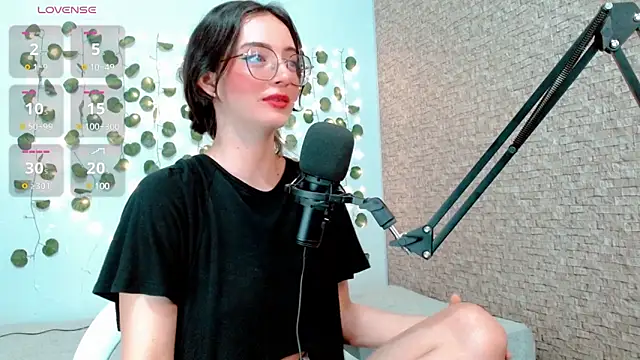 emma unu online show from January 11, 2:41 am