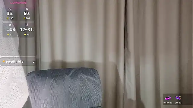 --xixi-- online show from November 9, 9:52 pm