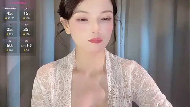 --xixi-- online show from April 4, 9:21 pm