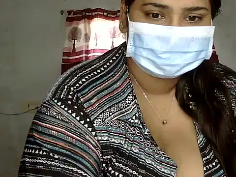 cutelady65 online show from September 21, 9:36 am