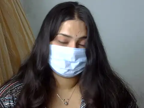 cutelady65 online show from March 28, 2:18 pm