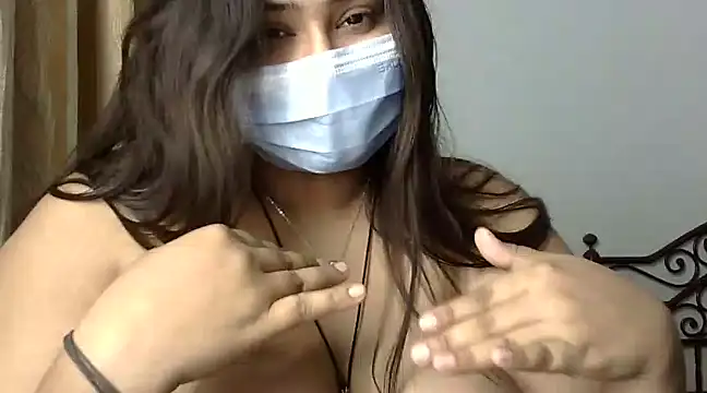 cutelady65 online show from January 5, 3:23 pm