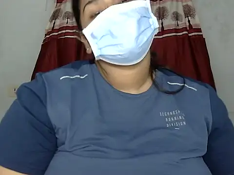 cutelady65 online show from September 27, 4:24 pm