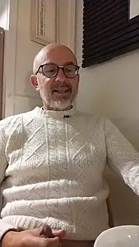 MadProfessor online show from December 18, 6:40 am