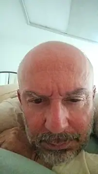 Snapshot of MadProfessor chatting on October 15, 12:57 pm MadProfessor online show from October 15, 12:57 pm