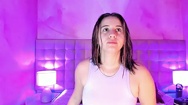 Snapshot of LanaHerondale chatting on February 13, 9:20 am LanaHerondale online show from February 13, 9:20 am